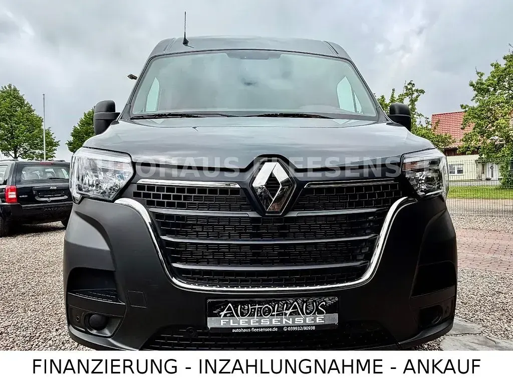 Occasion Renault Master 135 ch (99 kW) 2023 Gris Monospace