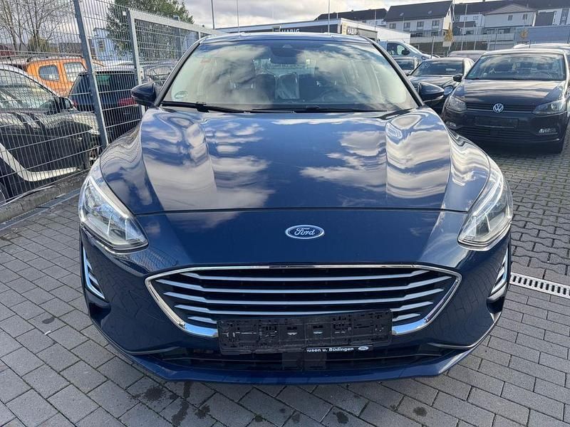Gebraucht Ford Focus 95 PS (69 kW) 2020 Blau Limousine