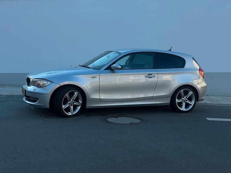 Gebraucht BMW 120 Coupé 170 PS (125 kW) 2008 Silber Coupé