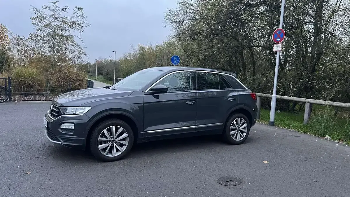Gebraucht VW T-Roc Style 150 PS (110 kW) 2021 Grau SUV