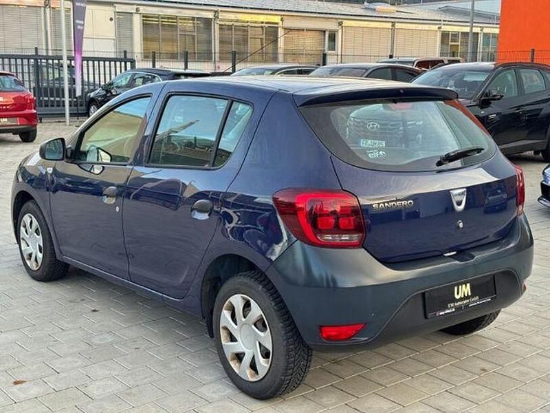 Gebraucht Dacia Sandero Essentiel 73 PS (53 kW) 2017 Blau Limousine