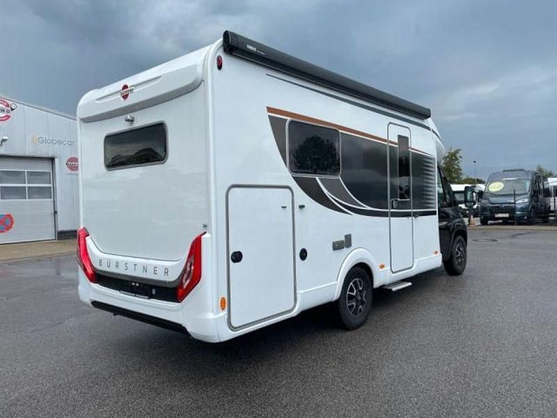 Gebraucht Buerstner Lyseo TD 140 PS (102 kW) 2023 Schwarz (metallic) Van