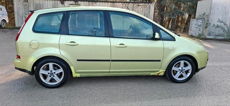 Gebraucht Ford Focus 101 PS (74 kW) 2006 Grün Kombi