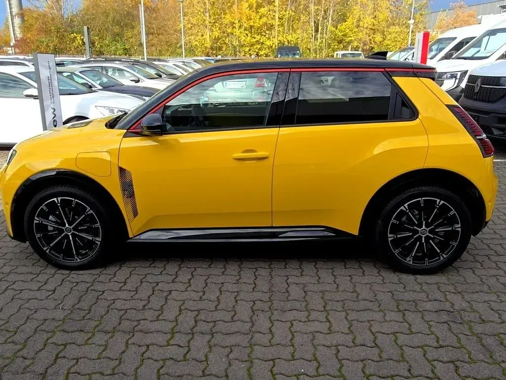 Gebraucht Renault 5 E-Tech Iconic 77 kW (106 PS) 2026 Pop yellow, dach blackpe Kleinwagen