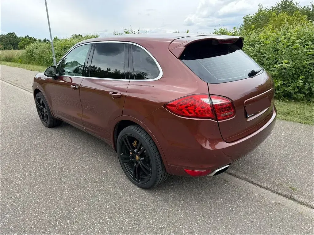 Gebraucht Porsche Cayenne 333 PS (244 kW) 2010 Braun SUV
