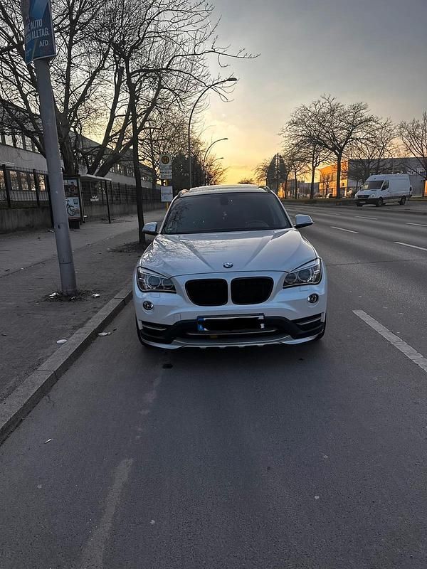 Gebraucht BMW X1 184 PS (135 kW) 2015 Weiß SUV
