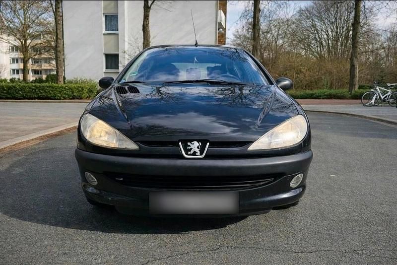 Gebraucht Peugeot 206 75 PS (55 kW) 2002 Schwarz Kleinwagen