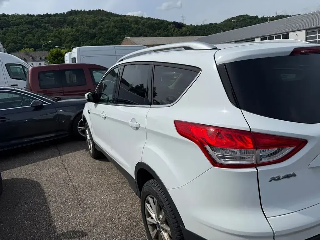 Gebraucht Ford Kuga Titanium 120 PS (88 kW) 2016 SUV
