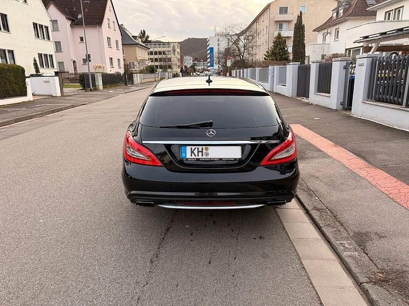 Gebraucht Mercedes CLS350 Shooting Brake AMG 265 PS (194 kW) 2013 Schwarz Kombi