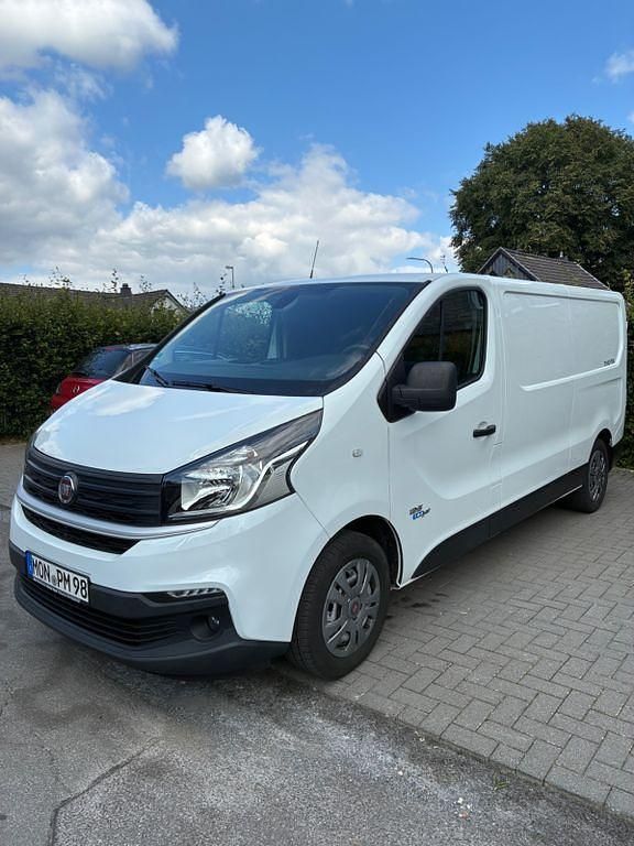 Weiß Gebraucht 2018 Fiat Talento Van | 15.700 € (Guter Preis) - Bild 1/4