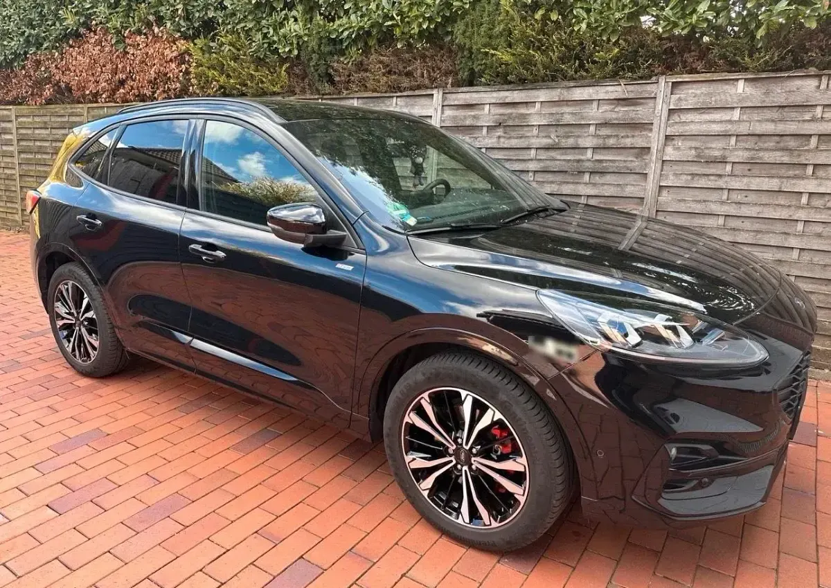 Gebraucht Ford Kuga ST-Line X 225 PS (165 kW) 2021 Schwarz SUV