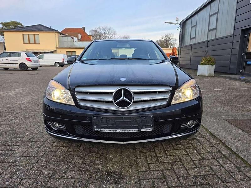 Gebraucht Mercedes C200 184 PS (135 kW) 2009 Obsidianschwarz  metalliclack Limousine
