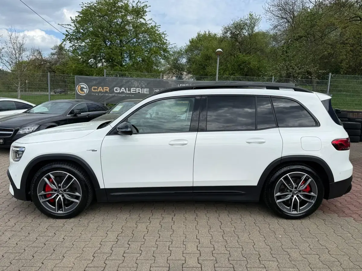 Gebraucht Mercedes GLB35 AMG 306 PS (225 kW) 2021 Weiß SUV