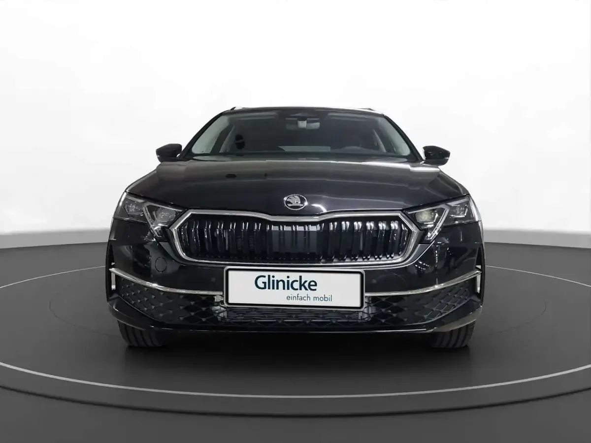 Gebraucht Skoda Octavia 116 PS (85 kW) 2026 Schwarz Kombi