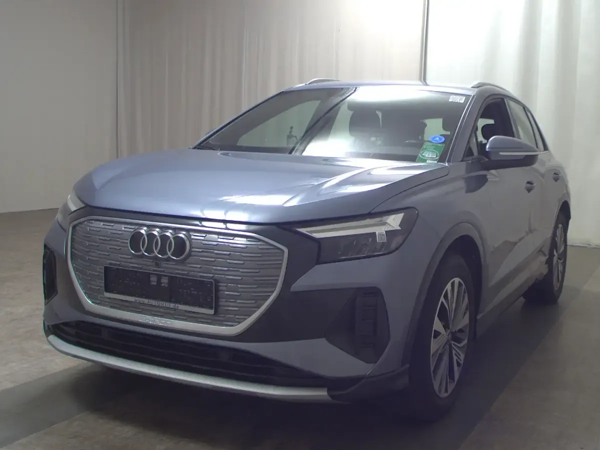 Gebraucht Audi Q4 e-tron 150 kW (204 PS) 2022 Blau SUV