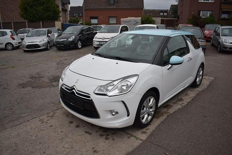 Weiß Gebraucht 2011 Citroën DS3 So Chic Limousine | 7.580 € (Fairer Preis) - Bild 1/4