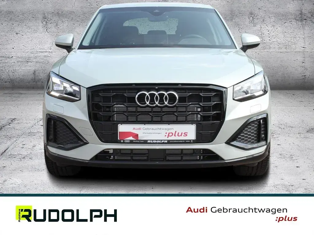 Używany Audi Q2 Advanced Plus 150 KM (110 kW) 2024 Srebrny SUV