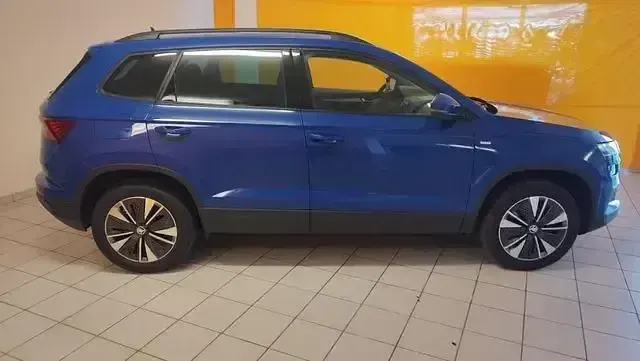 Gebraucht Skoda Karoq Tour 150 PS (110 kW) 2024 Blau SUV