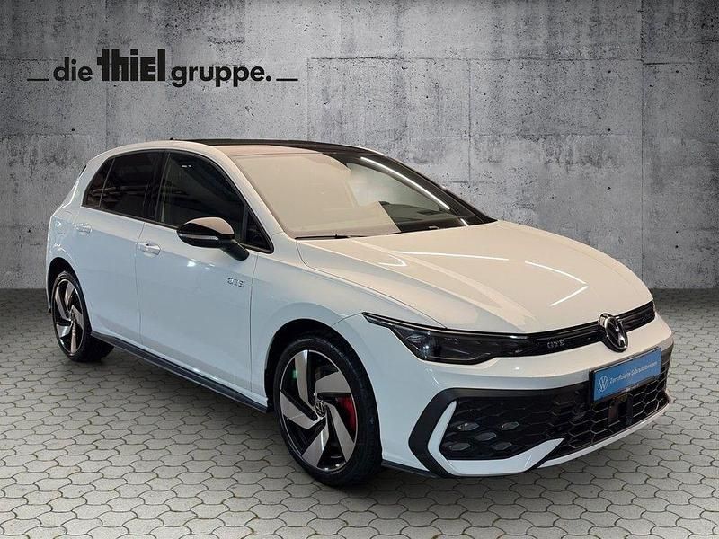 Gebraucht VW Golf VIII GTE 272 PS (200 kW) 2025 Weiß Limousine