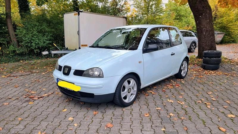 Weiß Gebraucht 2005 Seat Arosa Kleinwagen | 750 € (Guter Preis) - Bild 1/4
