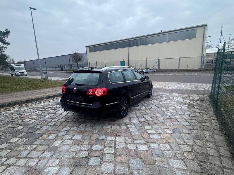 Gebraucht VW Passat 140 PS (102 kW) 2007 Schwarz Kombi