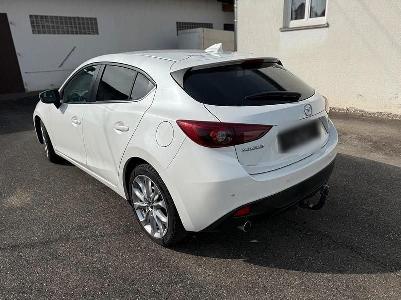 Gebraucht Mazda 3 Sports-Line 150 PS (110 kW) 2016 Weiß Kleinwagen