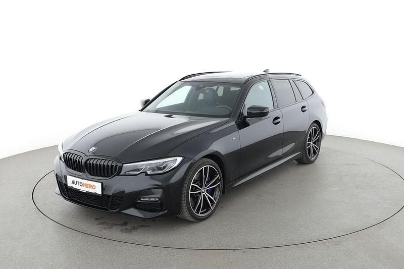 Schwarz Gebraucht 2021 BMW 330 M Sport Kombi | 37.290 € (Etwas zu teuer) - Bild 1/3