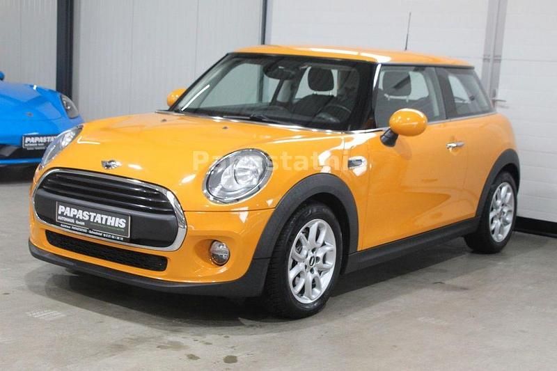 Second-hand Mini One D 95 CP (69 kW) 2016 Portocaliu Hatchback