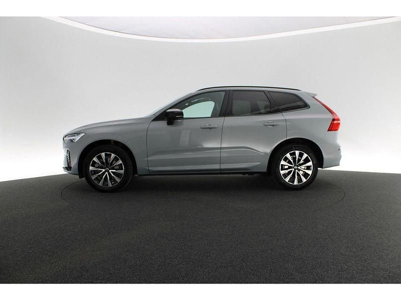 Gebraucht Volvo XC60 Plus 197 PS (144 kW) 2023 Grau SUV