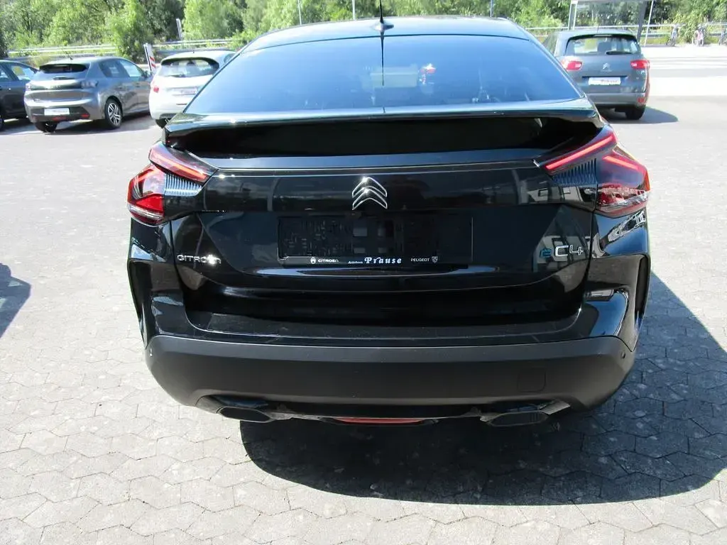 Gebraucht Citroën e-C4 Shine 100 kW (136 PS) 2022 Schwarz Limousine