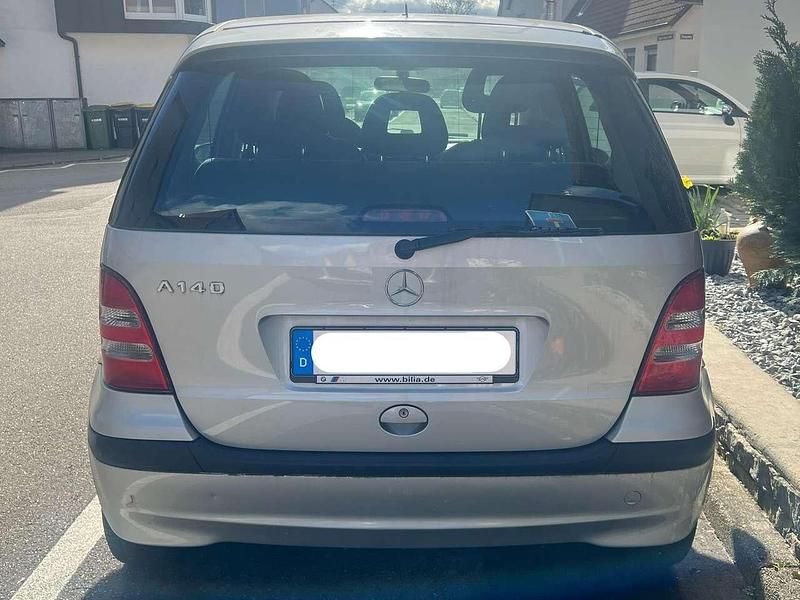 Gebraucht Mercedes A140 Classic 82 PS (60 kW) 2003 Silber Limousine