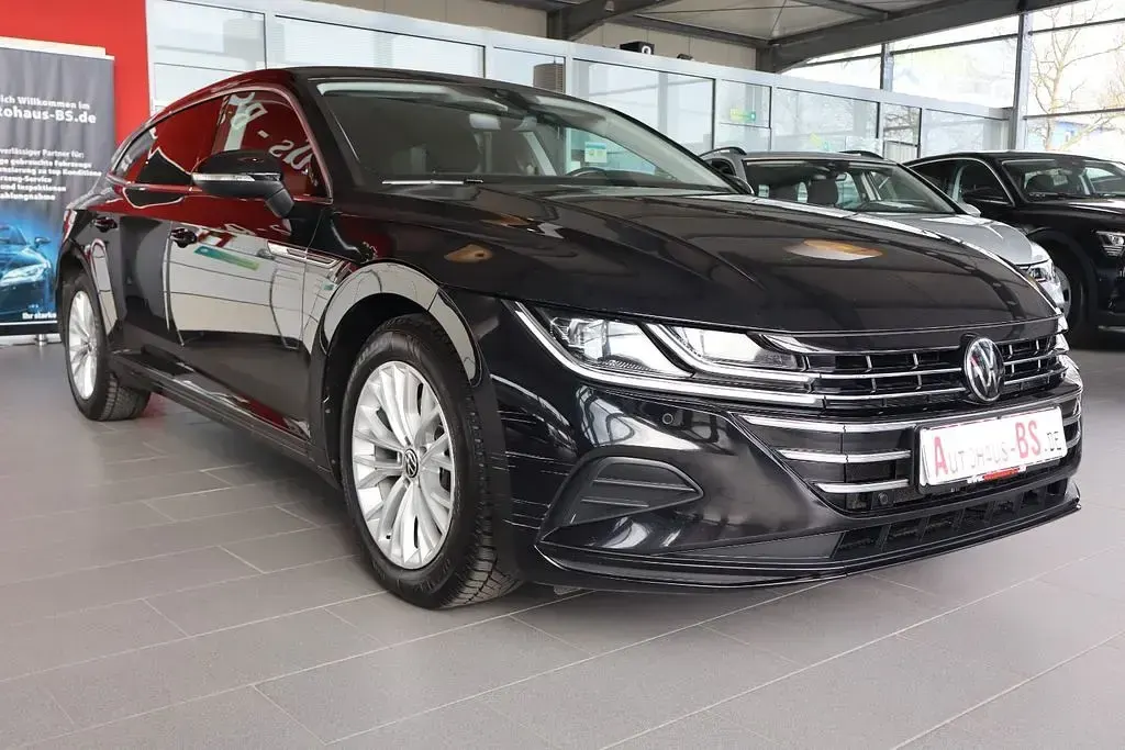 Gebraucht VW Arteon 150 PS (110 kW) 2023 Schwarz Limousine