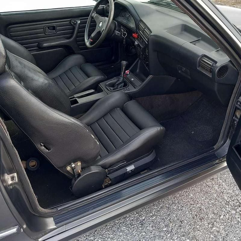 Gebraucht BMW 325 171 PS (125 kW) 1985 Grau Coupé