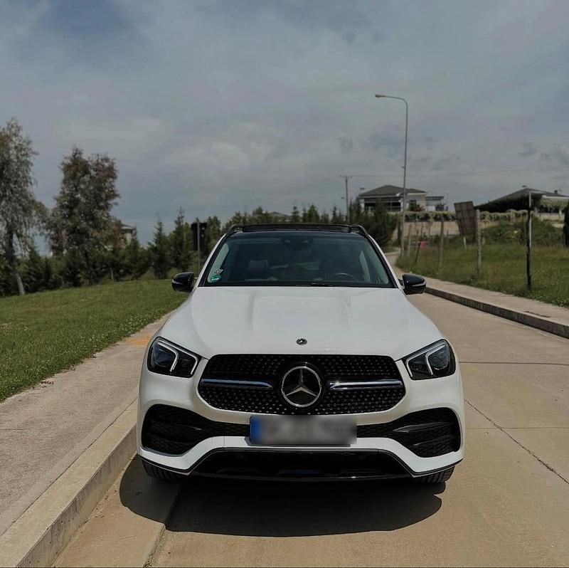 Weiß Gebraucht 2022 Mercedes GLE400 SUV | 58.000 € - Bild 1/4