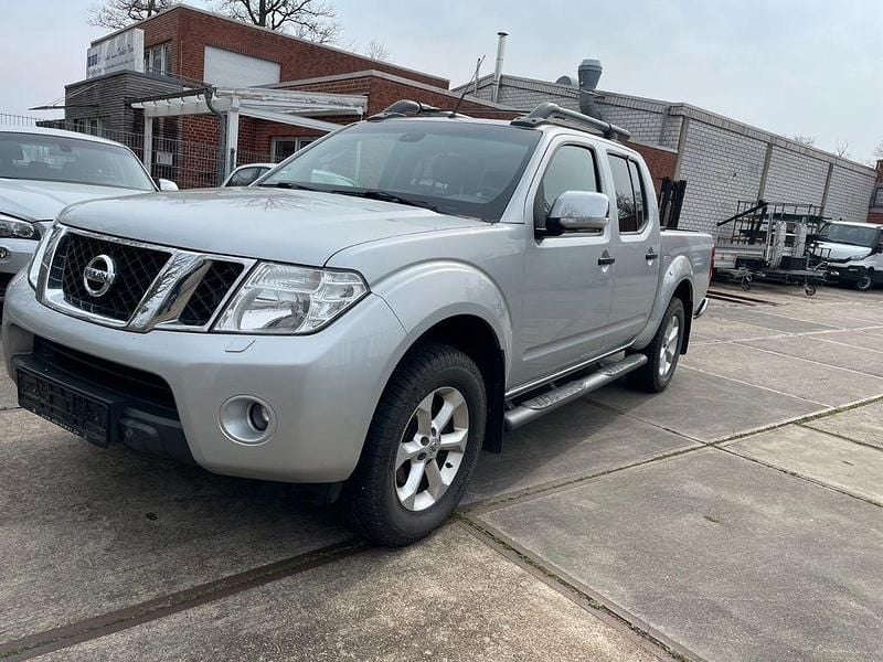 Gebraucht Nissan Navara 190 PS (139 kW) 2012 Silber Pickup