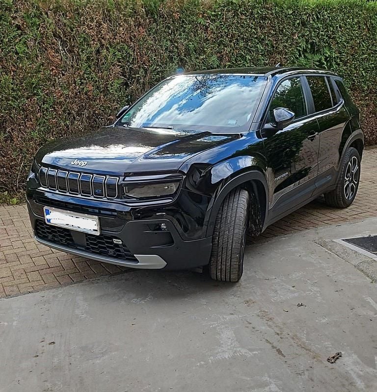 Schwarz Gebraucht 2023 Jeep Avenger EV SUV | 32.500 € (Teuer) - Bild 1/4