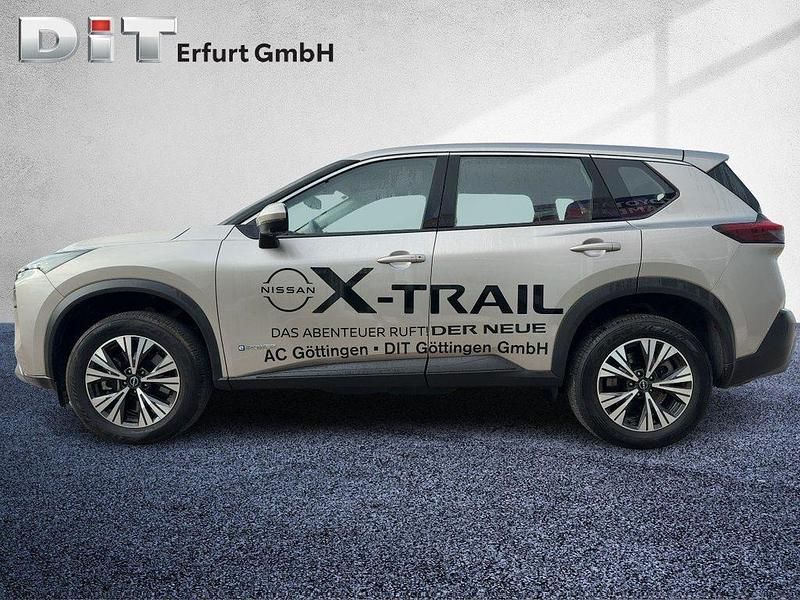 Gebraucht Nissan X-Trail Acenta 158 PS (116 kW) 2024 Silber SUV