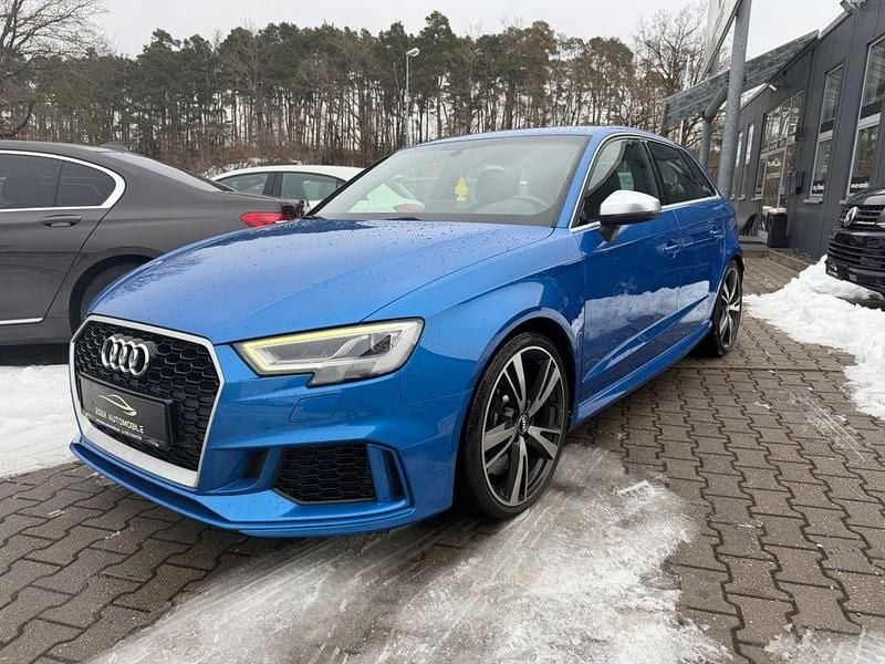 Blau Gebraucht 2019 Audi RS3 Sport Limousine | 35.990 € (Fairer Preis) - Bild 1/4