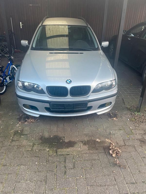 Gebraucht 2002 BMW 320 Kombi | 1.500 € (Superpreis) - Bild 1/4