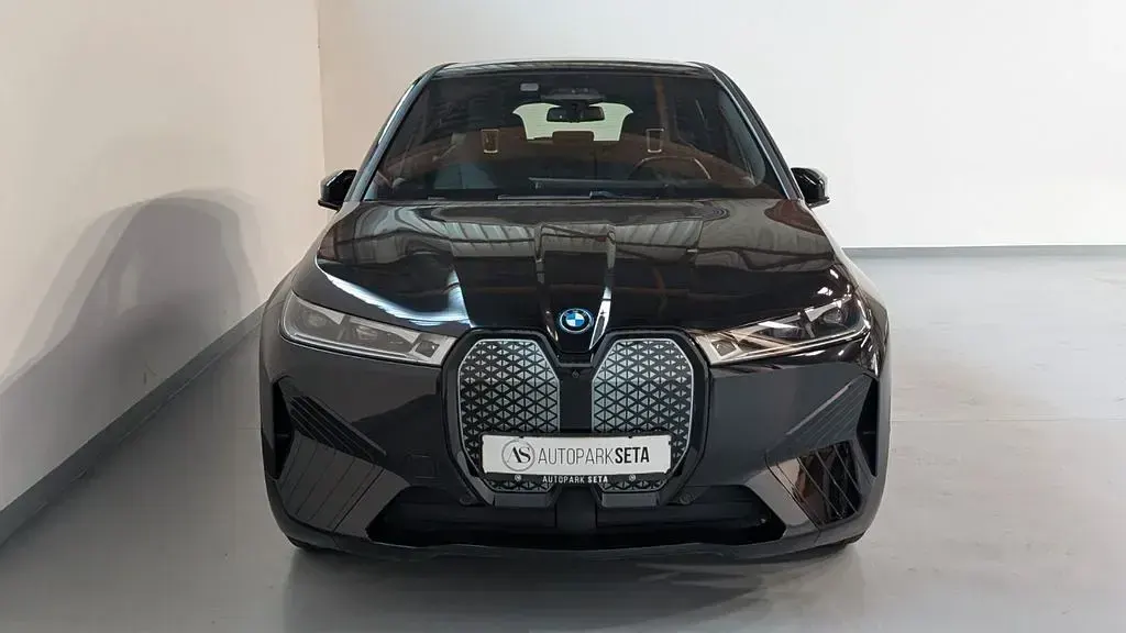 Gebraucht BMW iX Sport Line 384 kW (523 PS) 2023 Saphirschwarz SUV