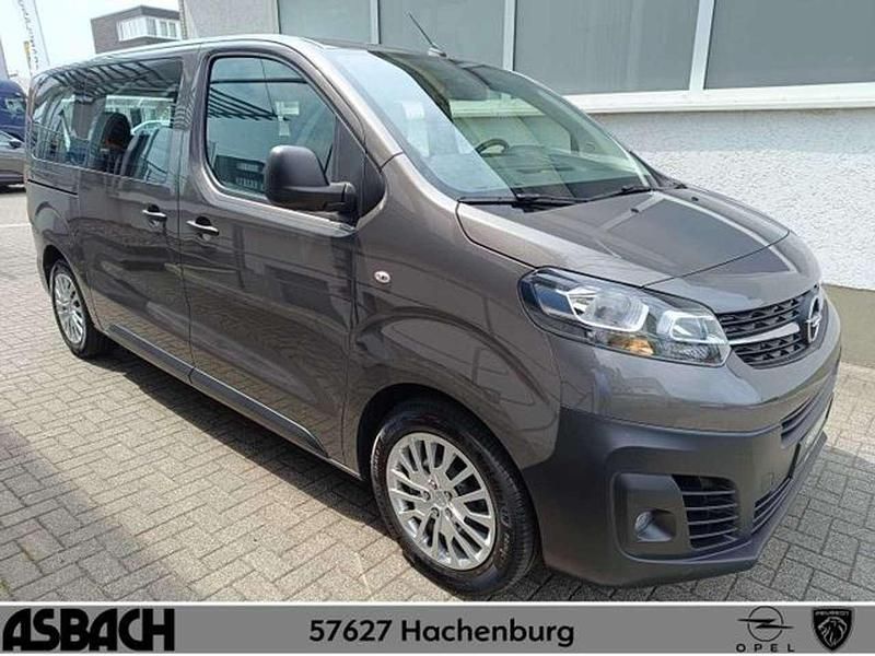 Grau Gebraucht 2023 Opel Zafira Life Van | 31.990 € - Bild 1/4
