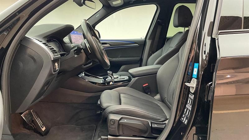 Gebraucht BMW X3 Efficient Dynamics 190 PS (139 kW) 2024 Saphirschwarz metallic SUV