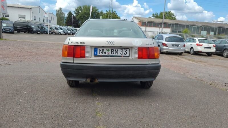 Second-hand Audi 80 90 CP (66 kW) 1987 Gri Berlinǎ