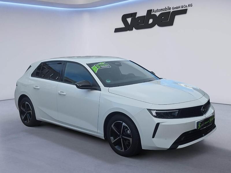 Gebraucht Opel Astra Edition 131 PS (96 kW) 2025 Weiss Limousine