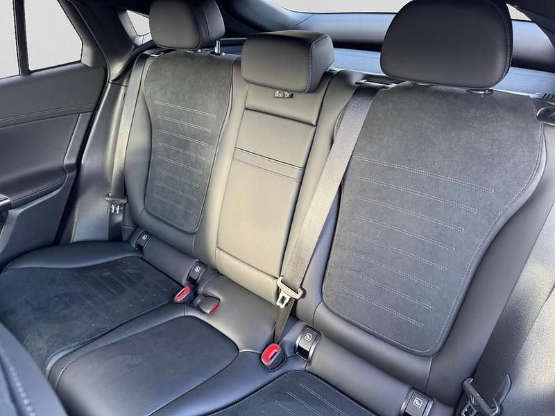 Gebraucht Mercedes GLC450 AMG 367 PS (269 kW) 2024 Silber Coupé