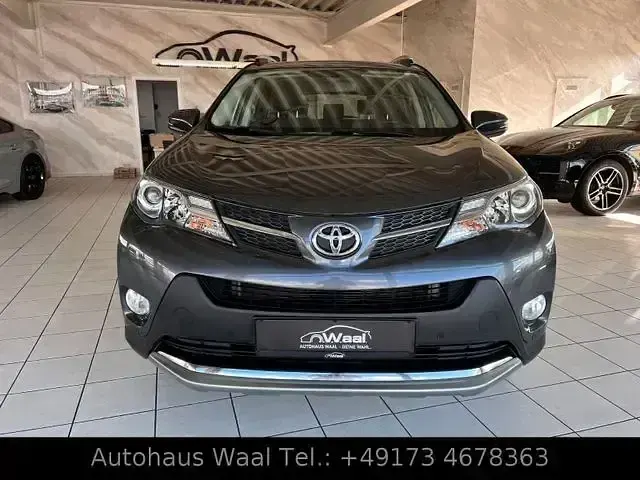 Gebraucht Toyota RAV4 Edition-S 150 PS (110 kW) 2015 Grau SUV