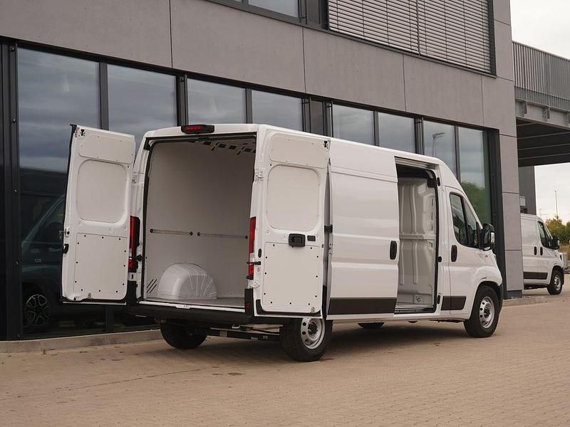 Gebraucht Fiat Ducato 140 PS (102 kW) 2023 Weiß Van