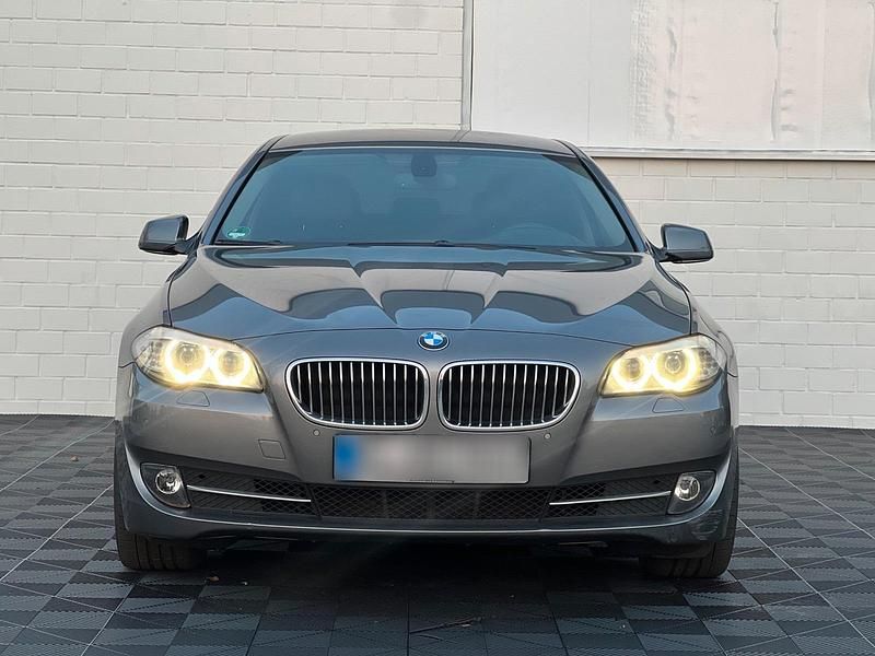 Second-hand BMW 525 160 CP (117 kW) 2013 Gri Berlinǎ