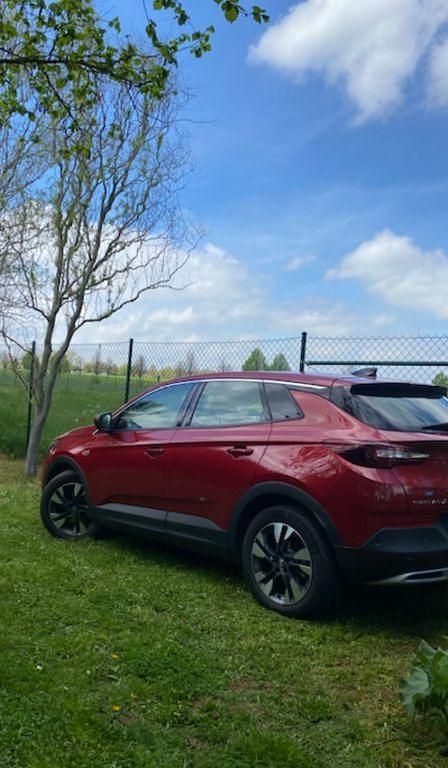 Rot Gebraucht 2020 Opel Grandland X Innovation SUV | 15.500 € (Guter Preis) - Bild 1/4