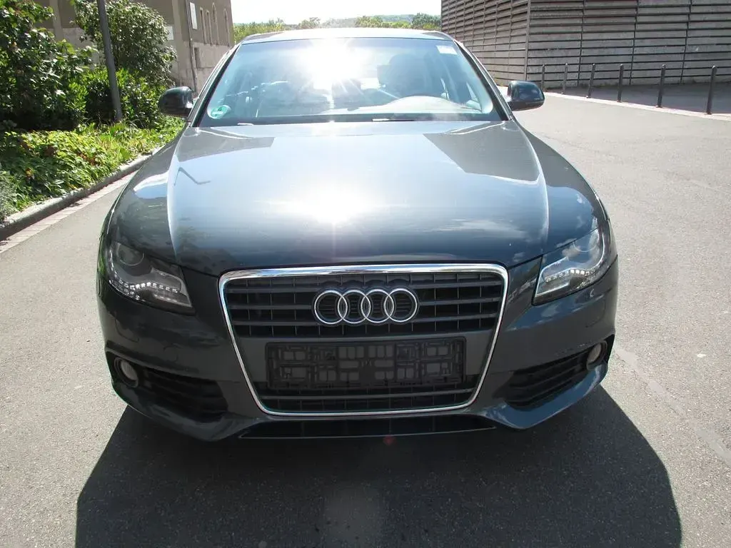 Brugt Audi A4 Ambiente 160 HK (117 kW) 2008 Grå Sedan